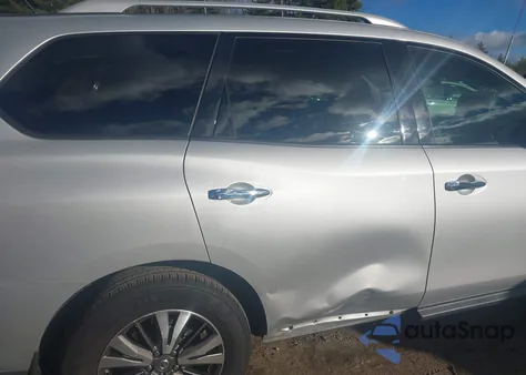 2017 Nissan Pathfinder S from USA, damaged, VIN 5N1DR2MM4HC640492